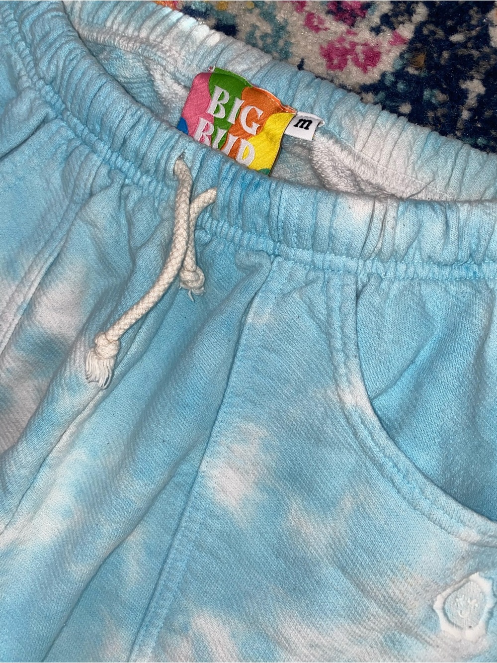 Women Big Bud Joggers size M